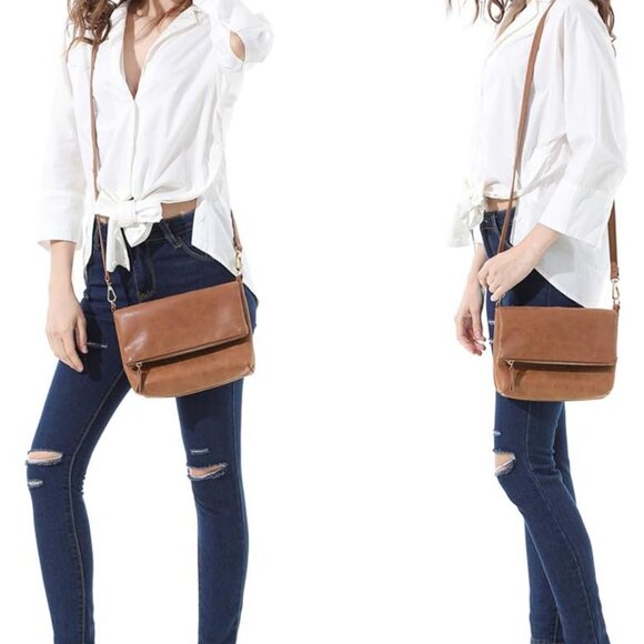 Fashionable Women’s Crossbody Purse - Adjustable & Easy-Clean Vegan Leather - Picture 3 of 6